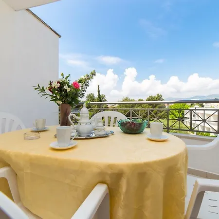 Apartman Lara